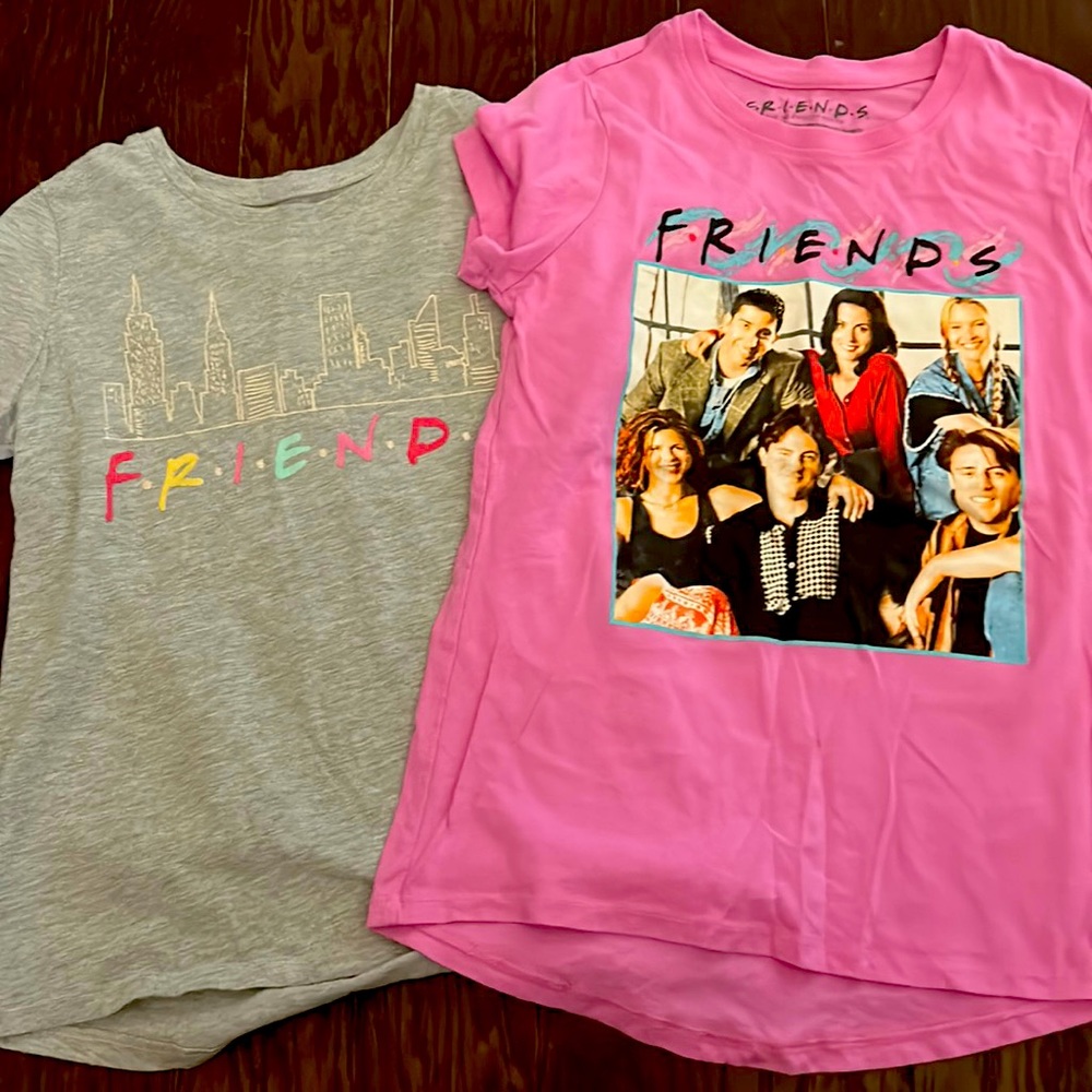 2 girls friends shirts